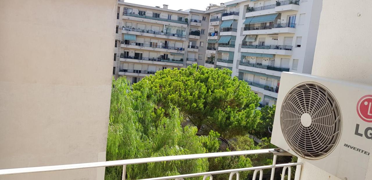Nice Appartement Avenue Des Fleurs エクステリア 写真